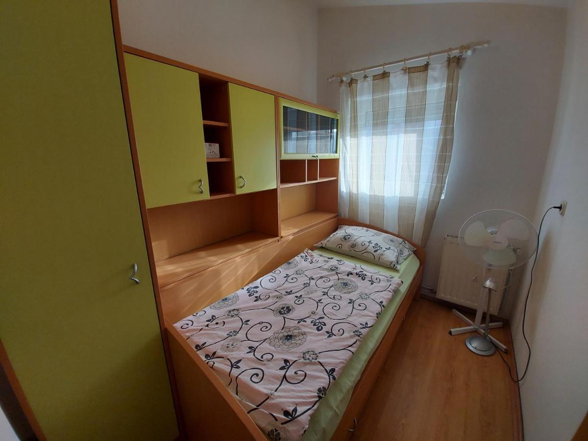 Apartments & Rooms Nensi Baška Kültér fotó