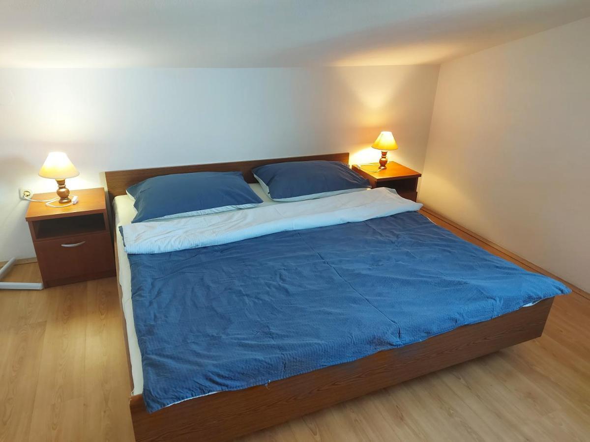 Apartments & Rooms Nensi Baška Kültér fotó